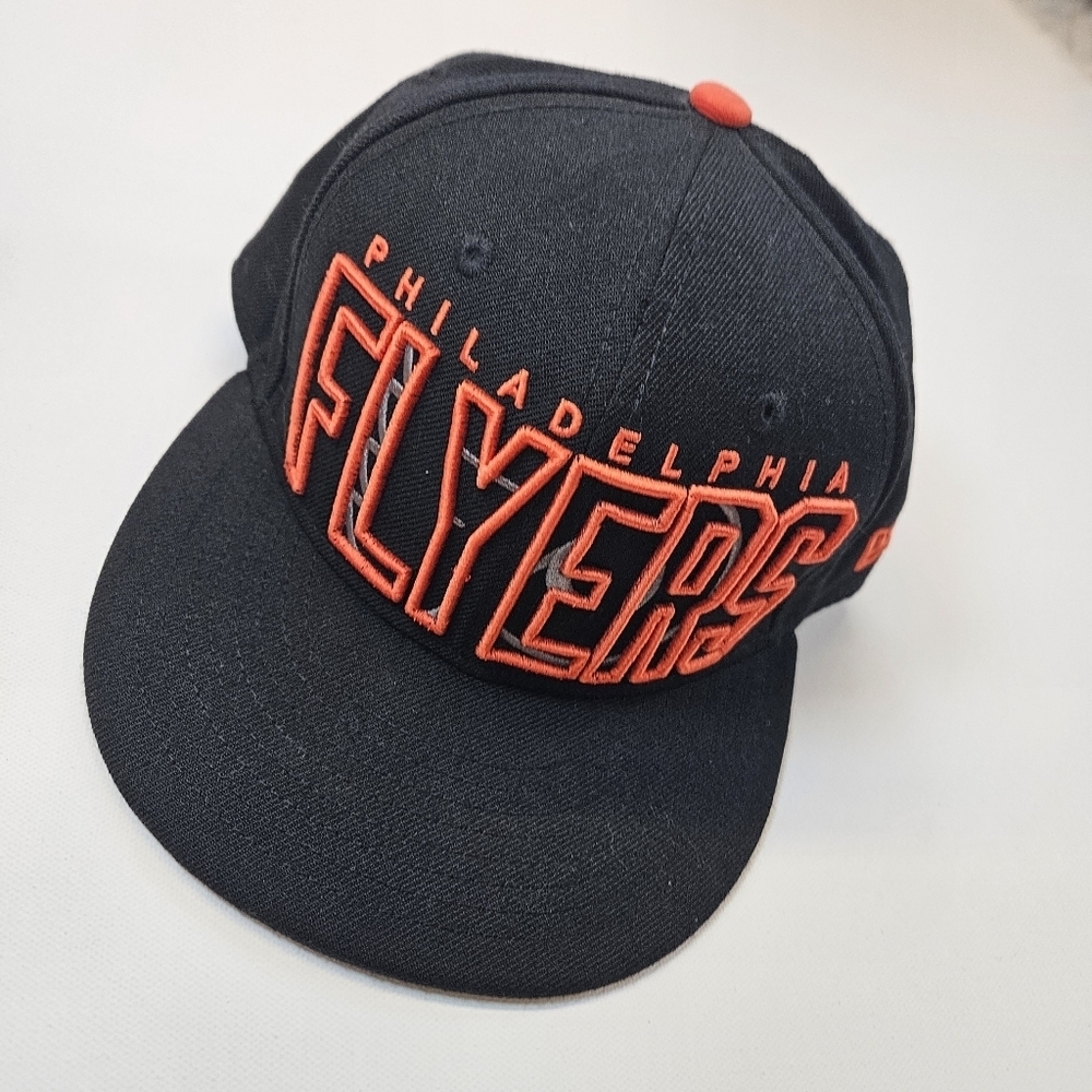 New Era 59fifty PHILADELPHIA FLYERS Men's Black Hat Orange Logo Fitted 7 1/4